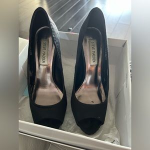 Steve Madden black satin heels